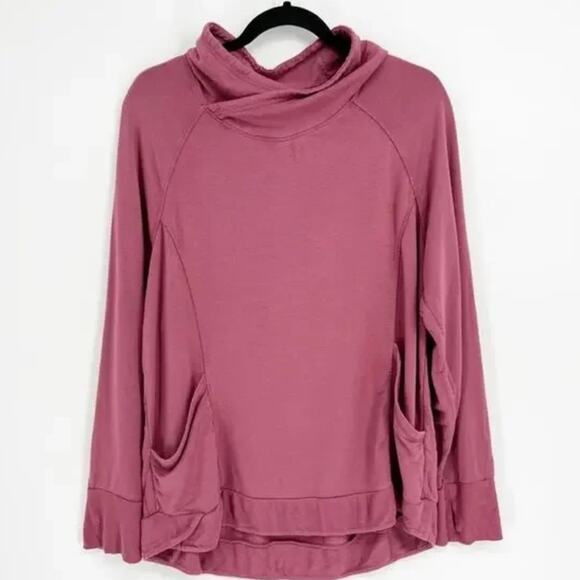 Yogalicious Berry Long Sleeve Pullover Sweatshirt - Picture 2 of 8